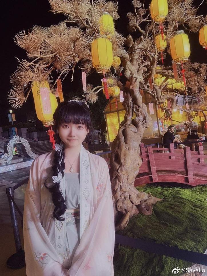 sayako今年四岁微博，发布cos作品，神还原度超高。