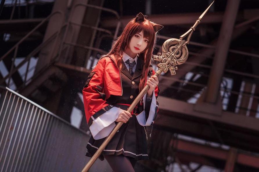 弥音音浣溪沙以原创美图闻名，每一张都让人惊艳不已
