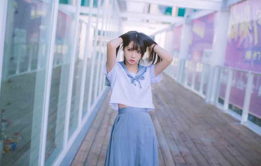 摄影大师的疯了个猫套图原图，流露出他的无限才华