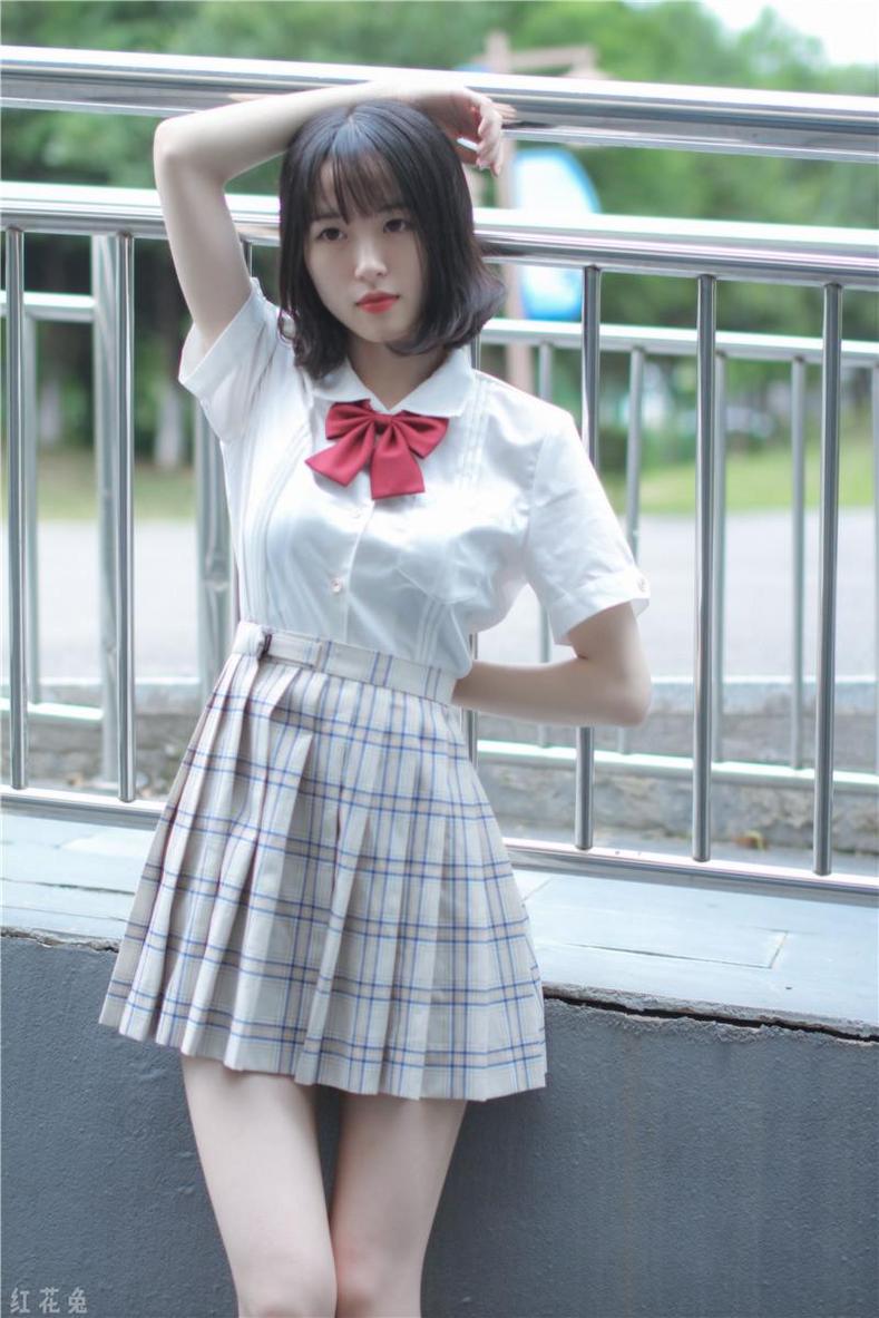 一尾阿梓是做什么的？她提供了精美的原图定制服务