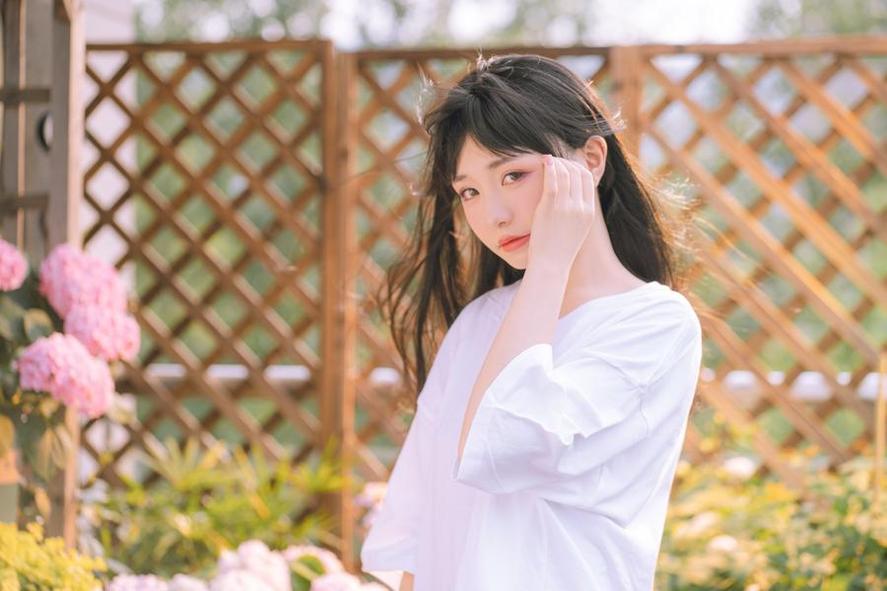 喵小吉临江仙免费资源：珍藏精美照片图包