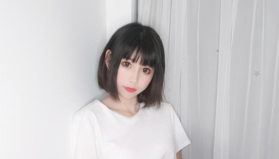 小酥酱花花仙子的cos作品，完美还原角色魅力