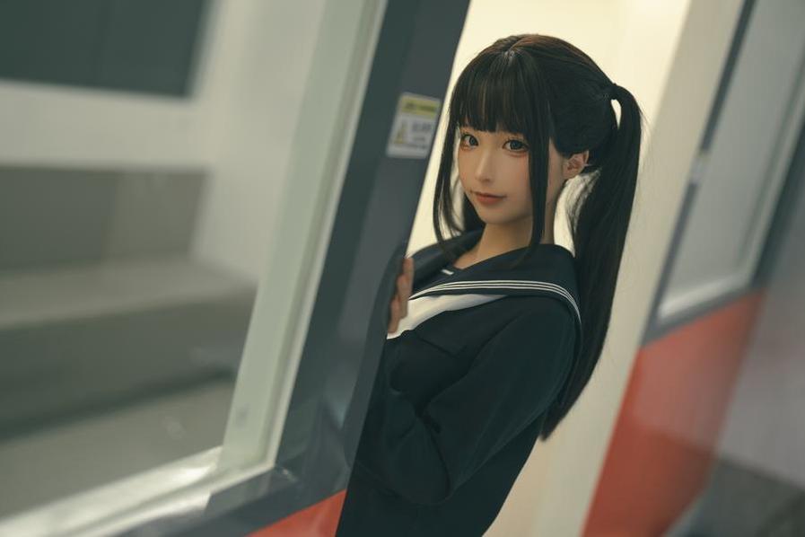看完这些套，你一定会想请到蠢沫沫创可贴宁宁为你cosplay
