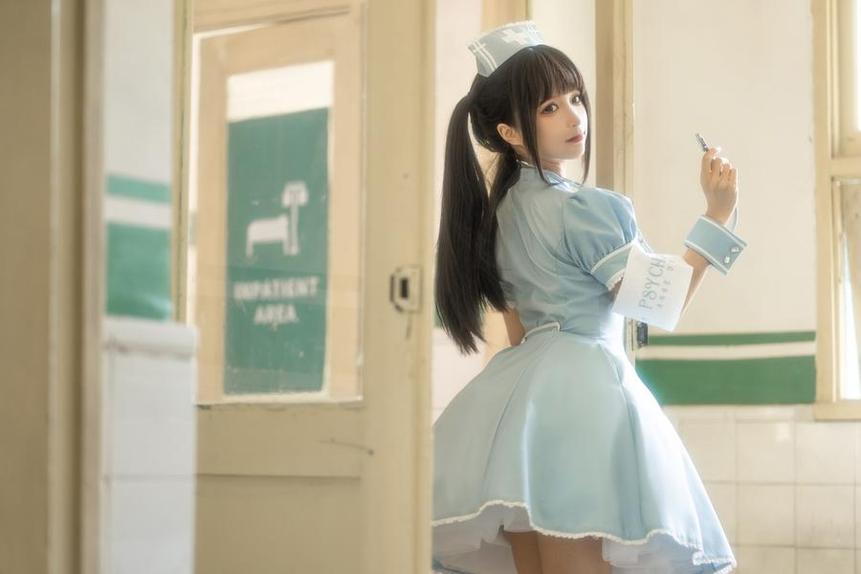 沉浸在角色中：蠢沫沫黄豆粉个人资料的cosplay作品图包