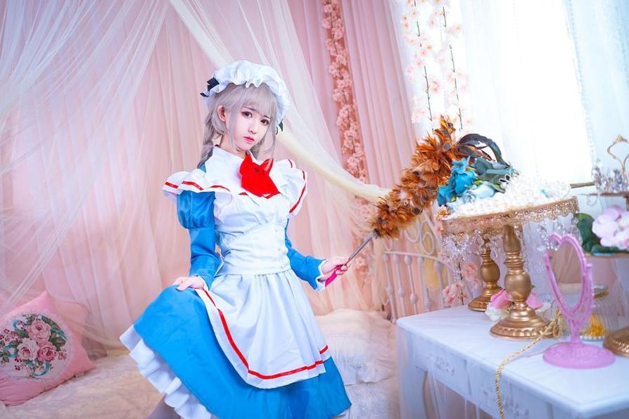 鳗鱼霏儿半次元：分享cosplay的乐趣，舞台上的闪耀瞬间。